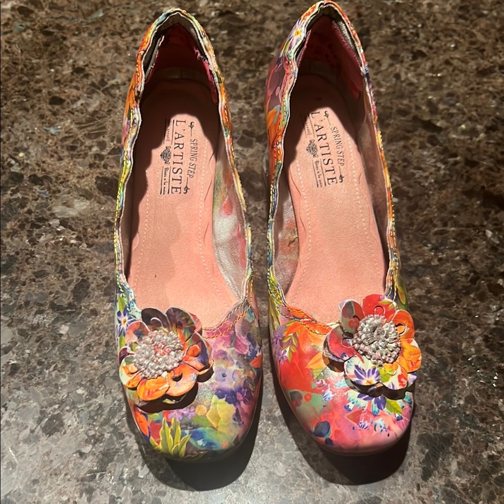 Cute for Spring woman’s heals